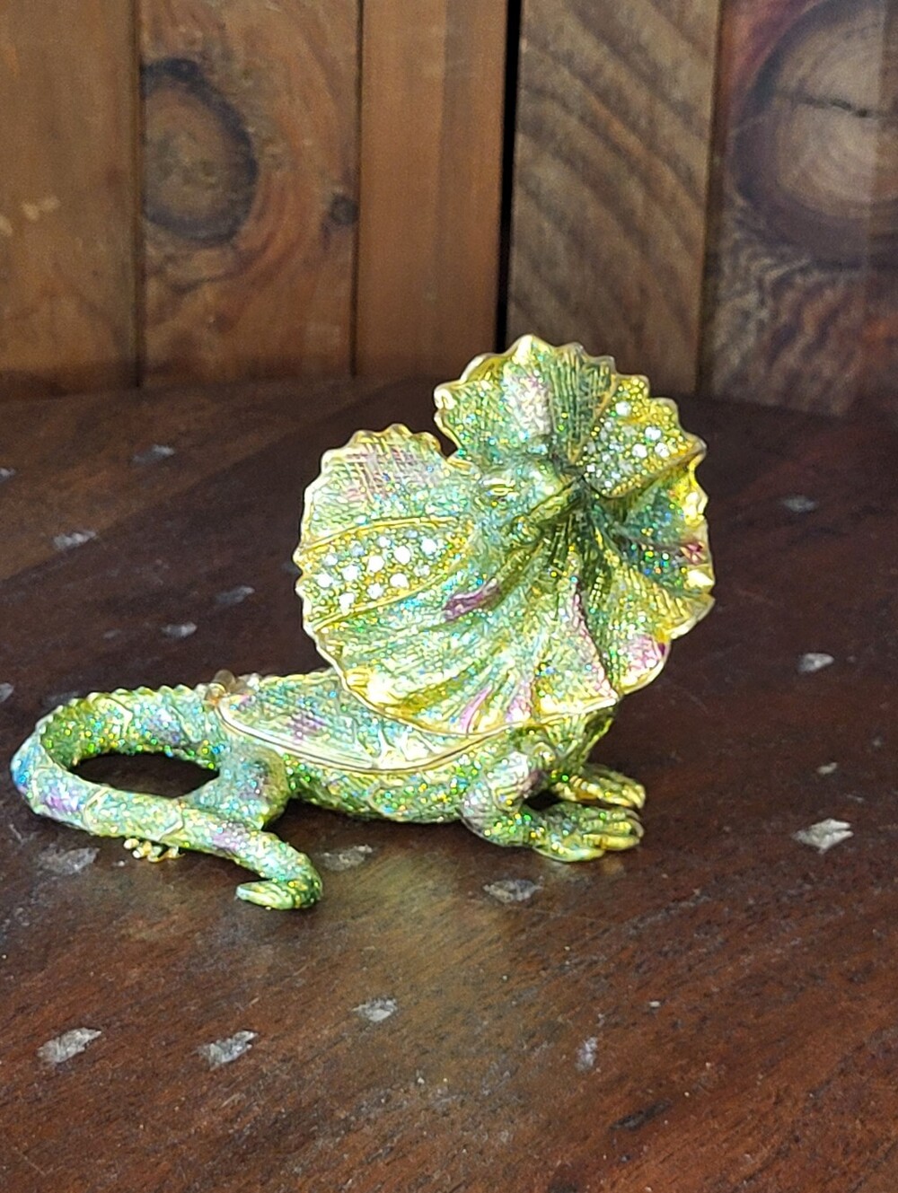 Decorative Green Iridescent Frilled Lizard Reptile Trinket Box